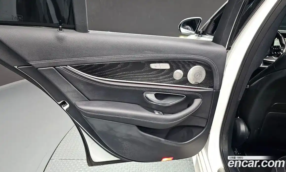 Mercedes-Benz E-Class 2022 1.9 гидро в Москве № 1762864, фото 15