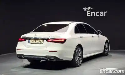 Mercedes-Benz E-Class 2022 1.9 гидро в Москве № 1762864, миниатюра 2
