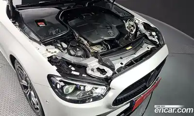Mercedes-Benz E-Class 2022 1.9 гидро в Москве № 1762864, миниатюра 6