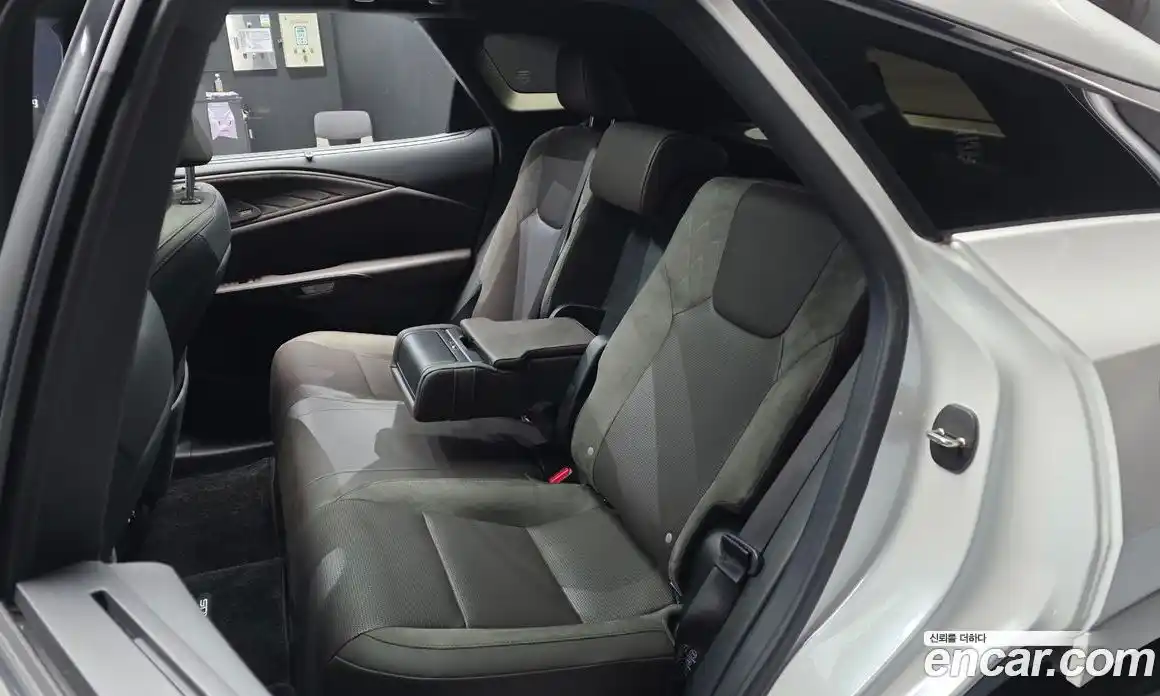 Lexus RX 2024 2.5 гидро в Москве № 1764878, фото 16