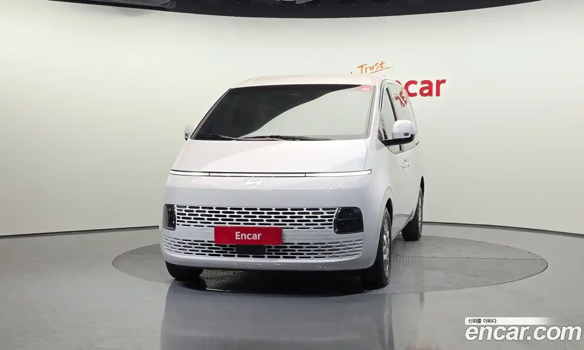 Hyundai Staria 2025 2.2 гидро в Москве № 1830480, фото 3