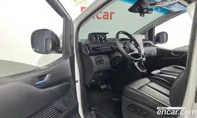 Hyundai Staria 2025 2.2 гидро в Москве № 1830480, миниатюра 10