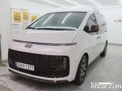 Hyundai Staria 2022 2.2 гидро в Москве № 1831024, миниатюра 2