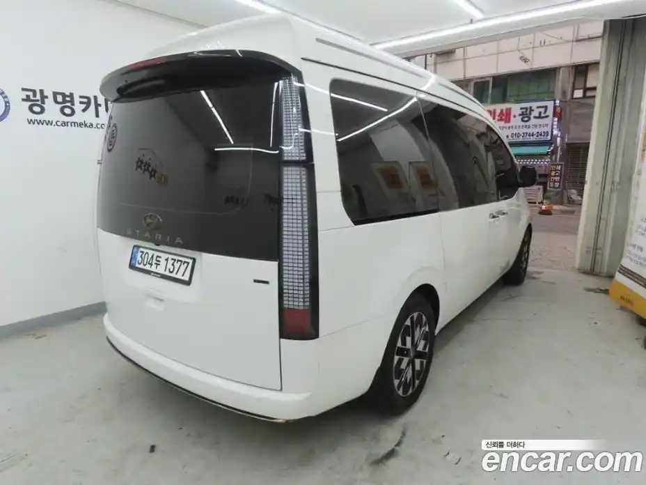 Hyundai Staria 2022 2.2 гидро в Москве № 1831024, фото 3
