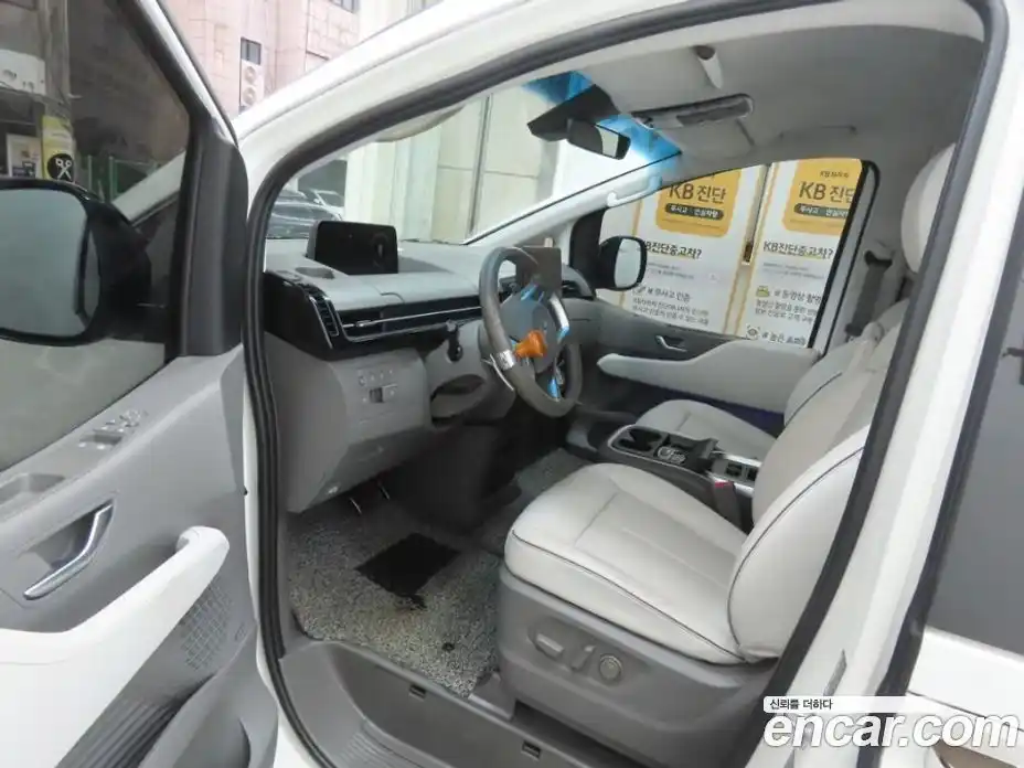 Hyundai Staria 2022 2.2 гидро в Москве № 1831024, фото 5
