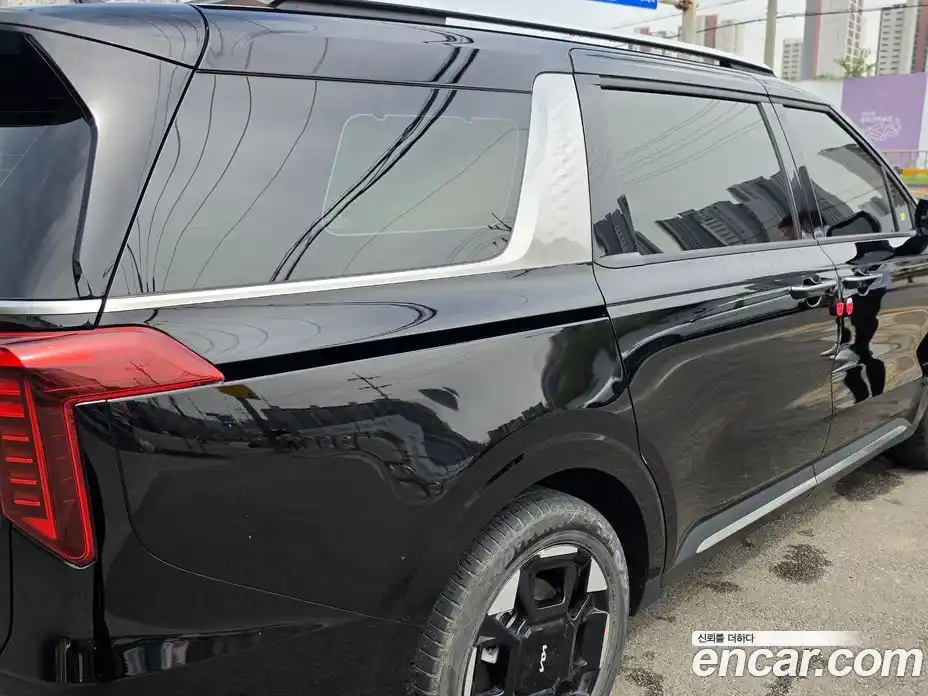Kia Canival 2025 1.6 гидро в Москве № 1831384, фото 3