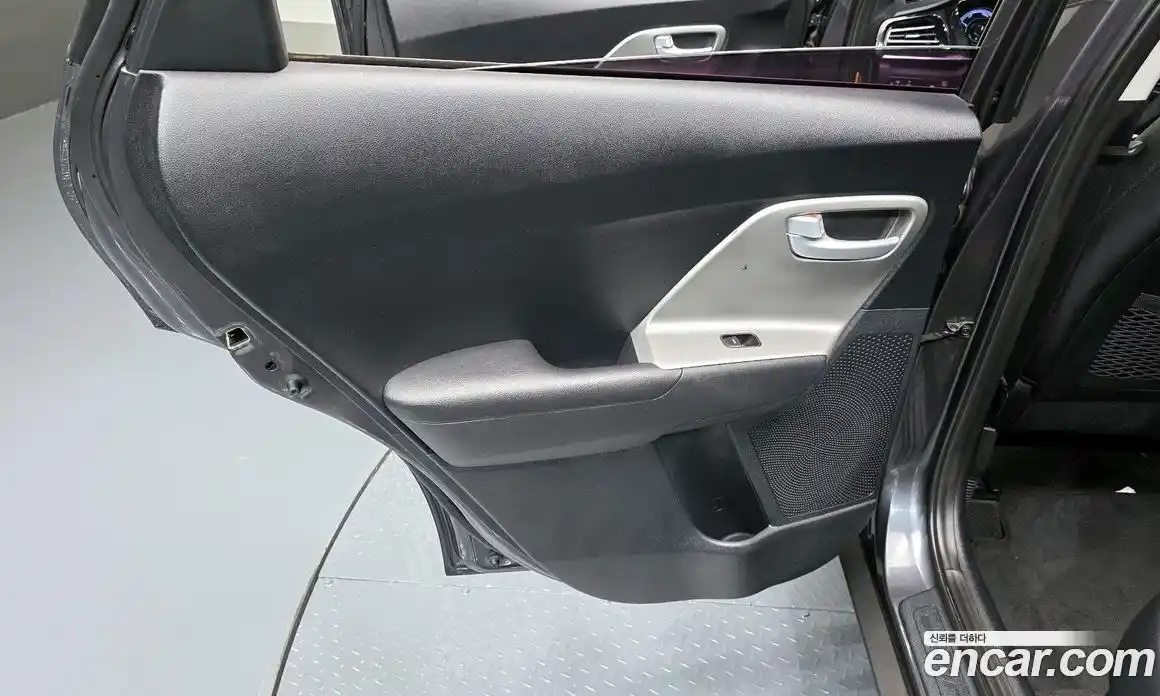 Kia Niro 2020 1.6 гидро в Москве № 1831823, фото 15