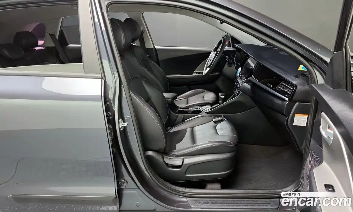 Kia Niro 2020 1.6 гидро в Москве № 1831823, фото 17