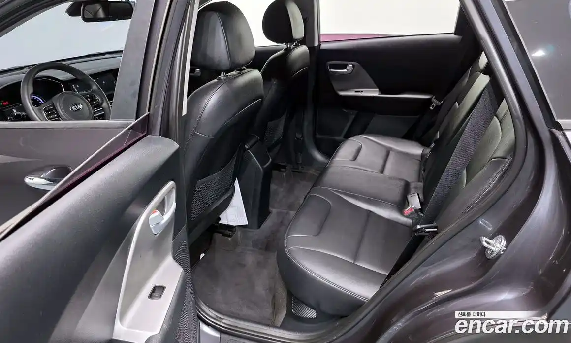 Kia Niro 2020 1.6 гидро в Москве № 1831823, фото 18