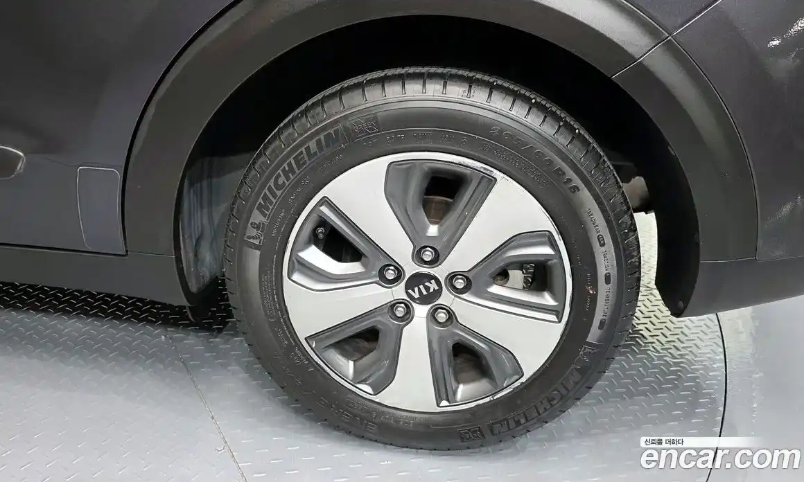 Kia Niro 2020 1.6 гидро в Москве № 1831823, фото 7