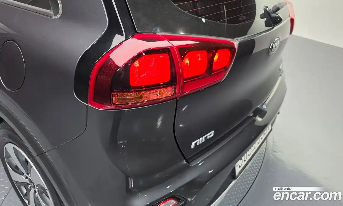 Kia Niro 2020 1.6 гидро в Москве № 1831823, фото 9
