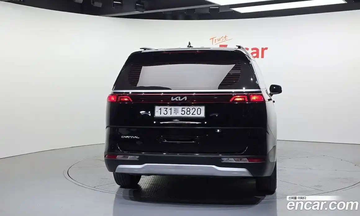 Kia Canival 2023 3.5 гидро в Москве № 1831845, фото 4