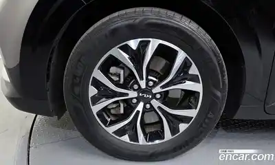 Kia Canival 2023 3.5 гидро в Москве № 1831845, миниатюра 5