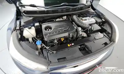 Kia Stonic 2017 1.6 гидро в Москве № 1831997, миниатюра 6