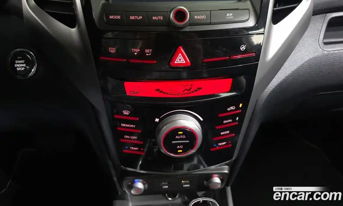 SsangYong TIBOLI 2015 1.6 гидро в Москве № 1833168, фото 17