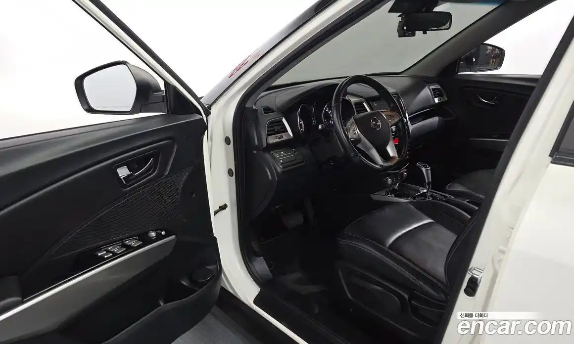 SsangYong TIBOLI 2015 1.6 гидро в Москве № 1833168, фото 10