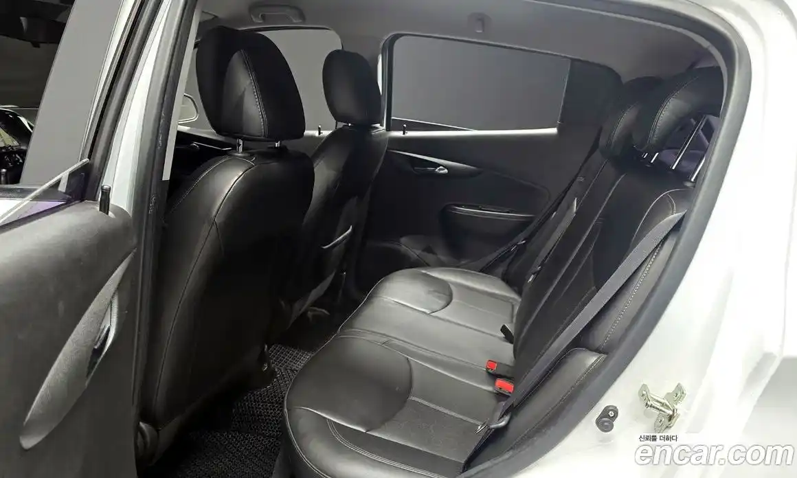 Chevrolet Spark 2016 1.0 гидро в Москве, фото 12