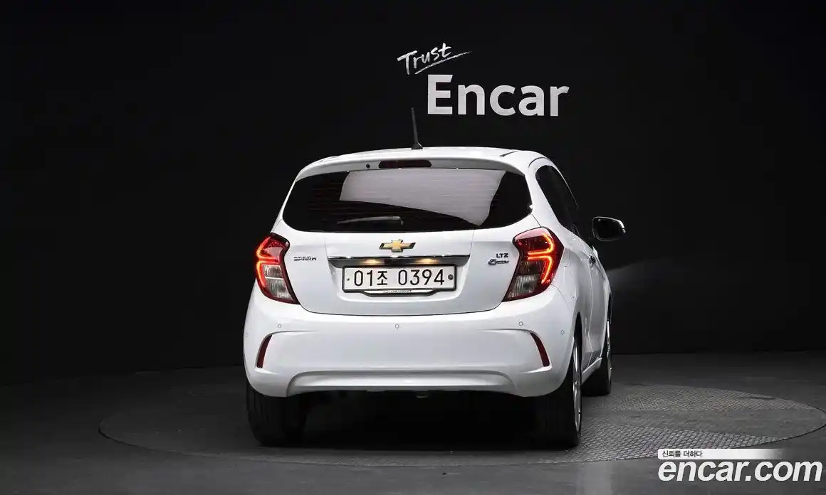 Chevrolet Spark 2016 1.0 гидро в Москве, фото 4