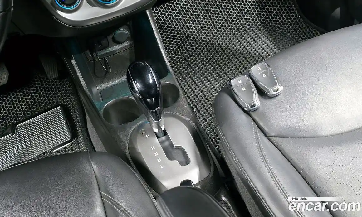 Chevrolet Spark 2016 1.0 гидро в Москве, фото 9