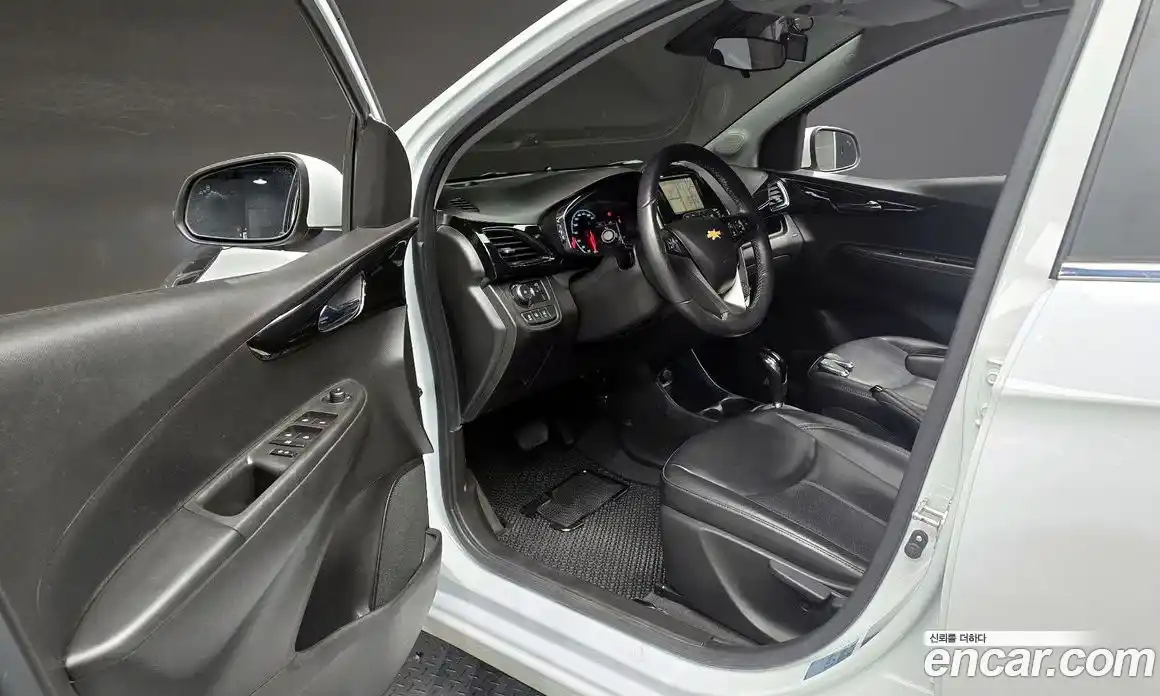 Chevrolet Spark 2016 1.0 гидро в Москве, фото 10