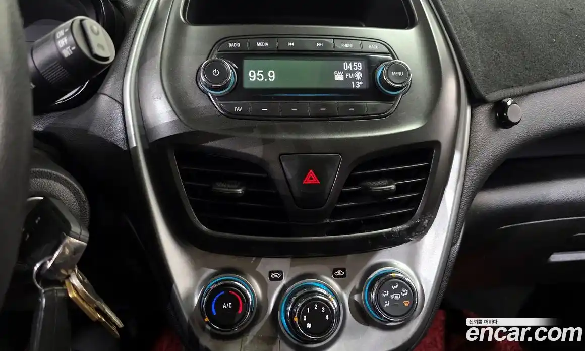 Chevrolet Spark 2016 1.0 гидро в Москве, фото 14