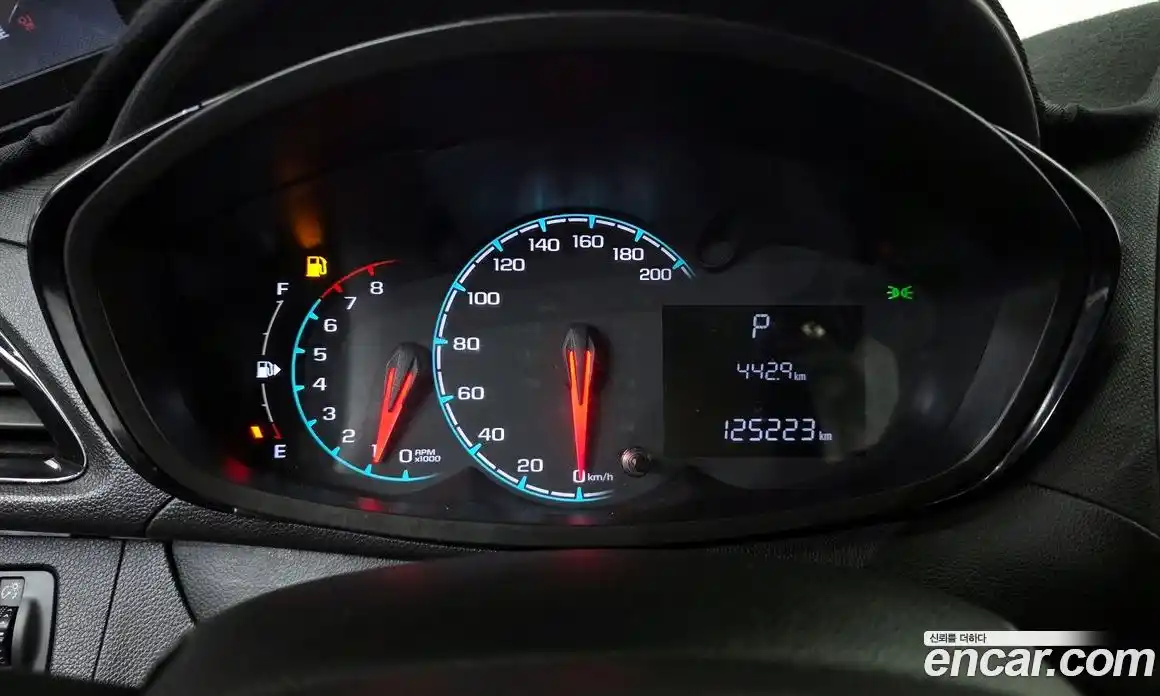 Chevrolet Spark 2016 1.0 гидро в Москве, фото 8
