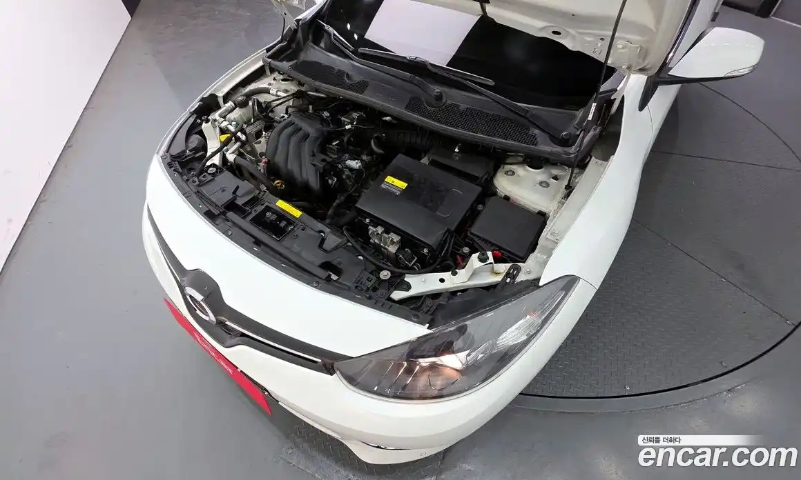 Renault SM3 2014 1.6 гидро в Москве № 1834596, фото 6