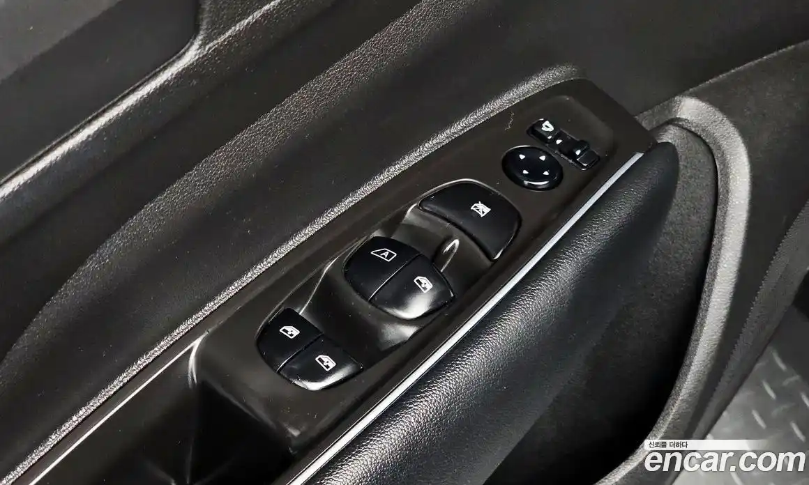Renault QM6 2016 2.0 гидро в Москве № 1834647, фото 24