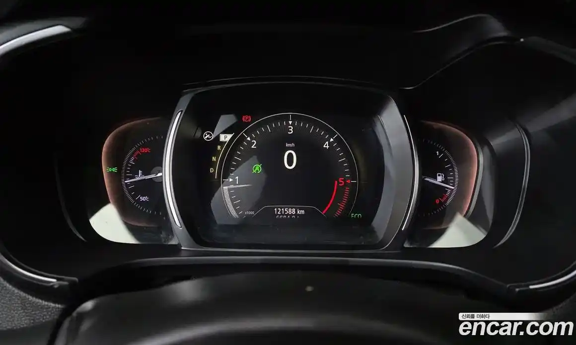 Renault QM6 2018 2.0 гидро в Москве № 1834840, фото 11