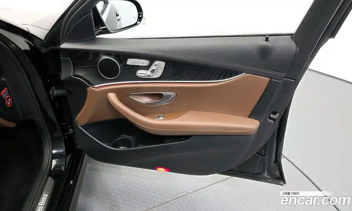 Mercedes-Benz E-Class 2022 2.0 гидро в Москве № 1835902, фото 14