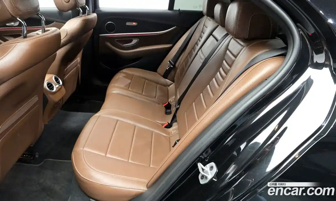 Mercedes-Benz E-Class 2022 2.0 гидро в Москве № 1835902, фото 18