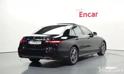 Mercedes-Benz E-Class 2022 2.0 гидро в Москве № 1835902, миниатюра 2