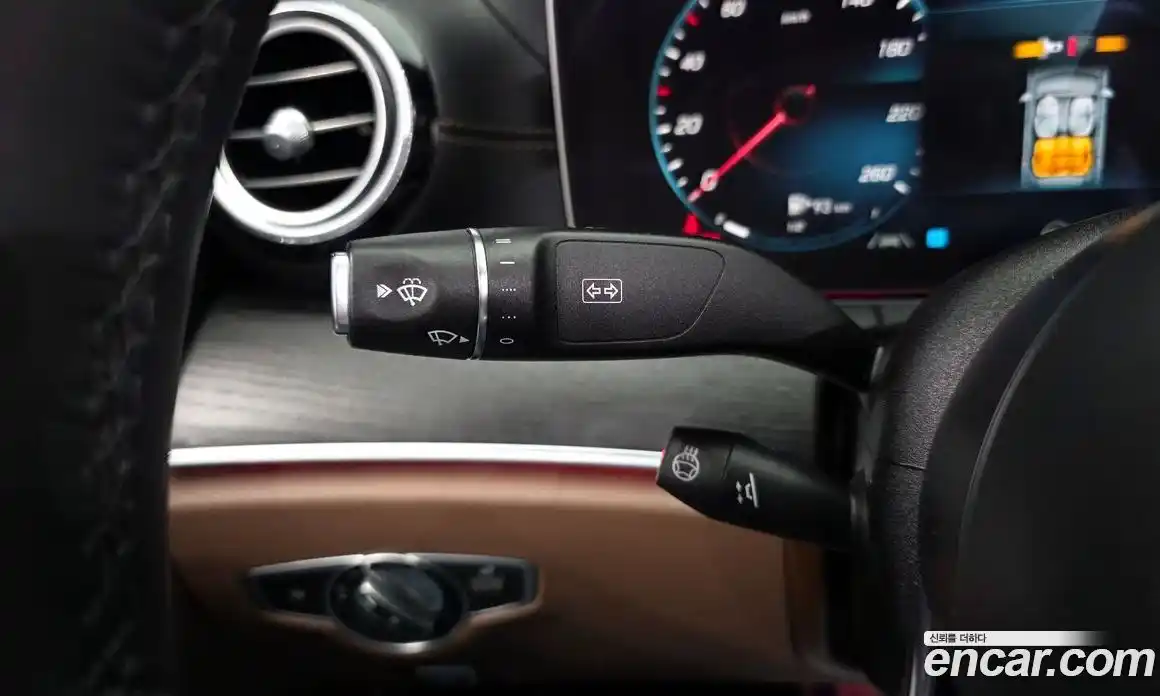 Mercedes-Benz E-Class 2022 2.0 гидро в Москве № 1835902, фото 24