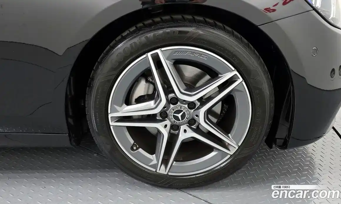 Mercedes-Benz E-Class 2022 2.0 гидро в Москве № 1835902, фото 5