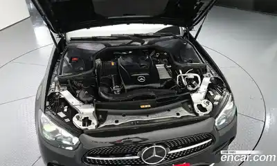 Mercedes-Benz E-Class 2022 2.0 гидро в Москве № 1835902, миниатюра 6