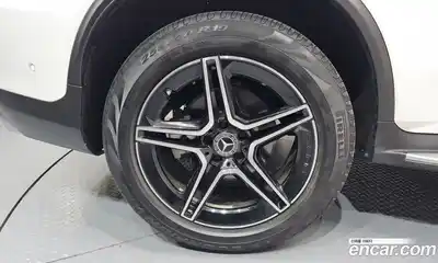 Mercedes-Benz GLC-Class 2023 2.0 гидро в Москве № 1835908, миниатюра 4