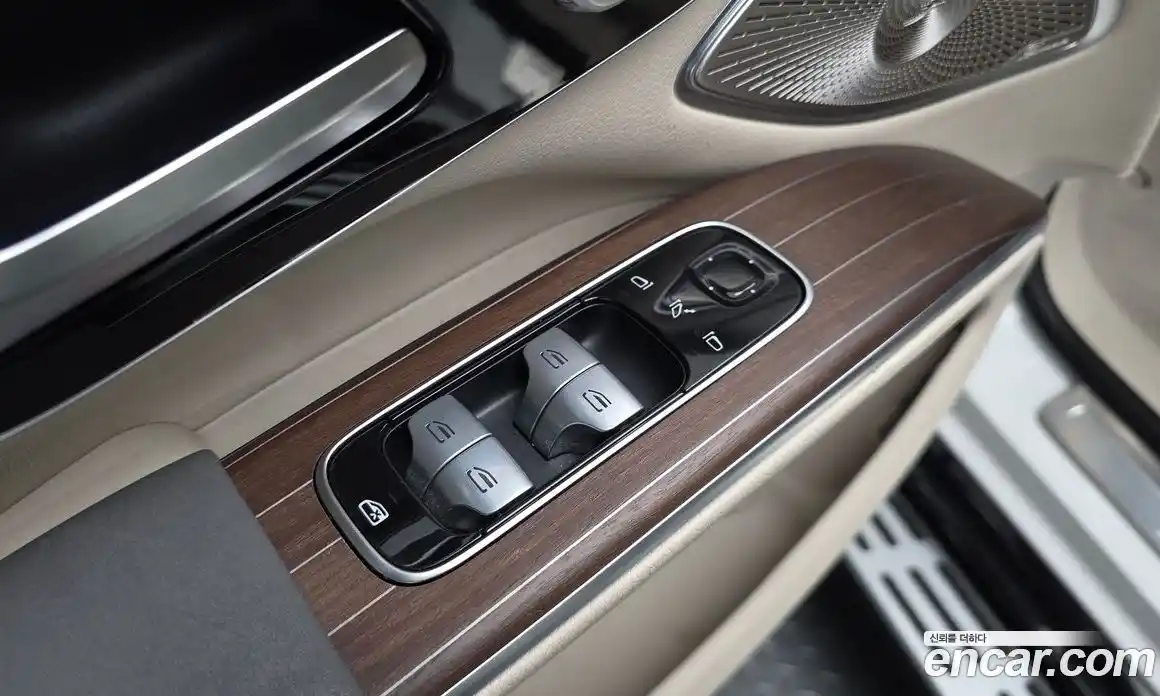 Mercedes-Benz EQS 2023 0.3 гидро в Москве № 1835914, фото 29