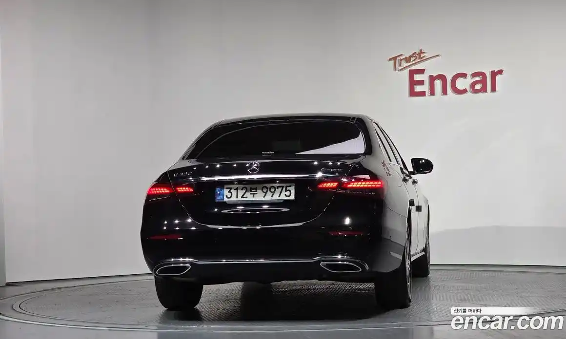 Mercedes-Benz E-Class 2021 2.0 гидро в Москве № 1836046, фото 4