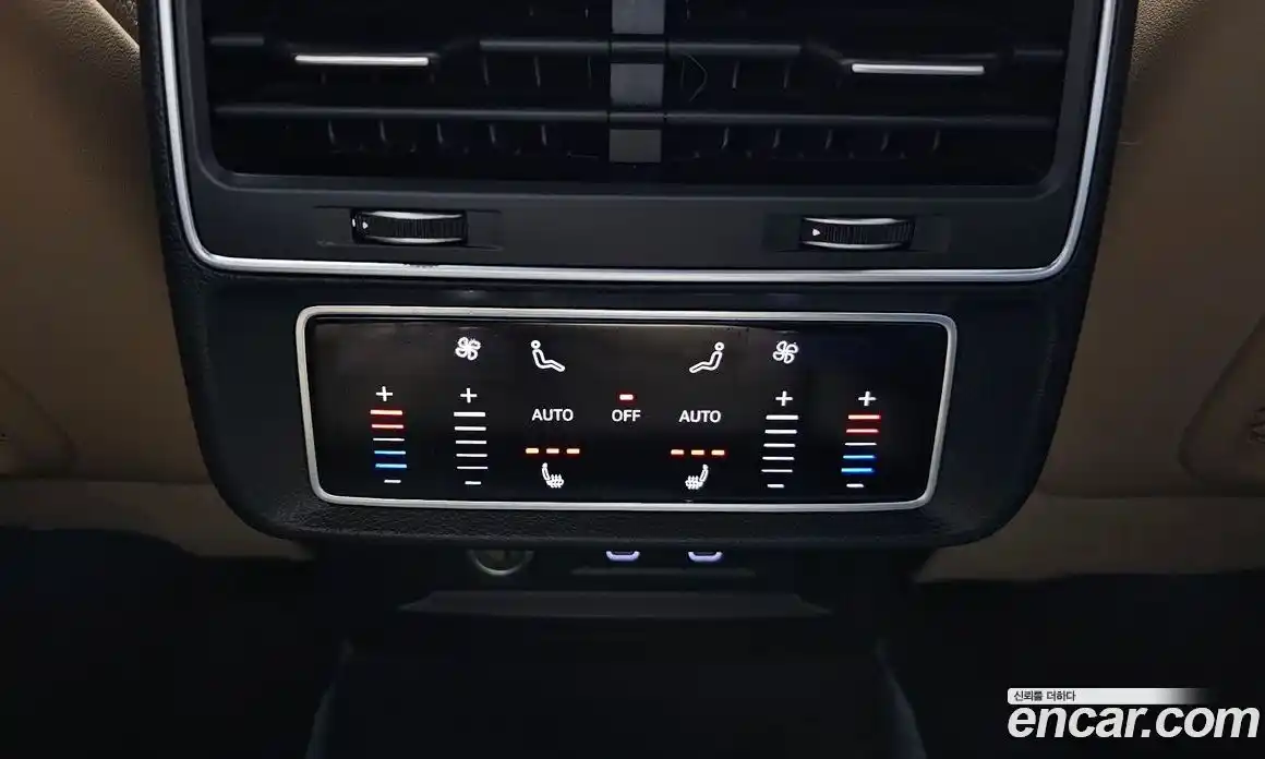 Audi Q8 2021 3.0 гидро в Москве № 1836523, фото 19