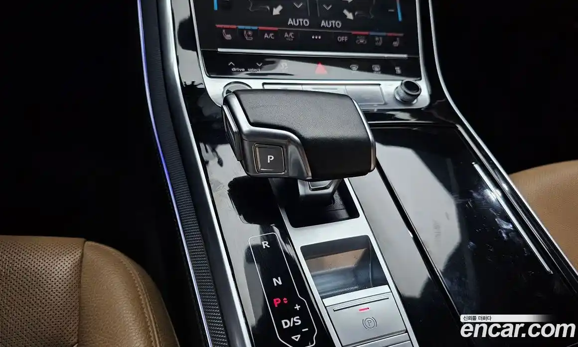 Audi Q8 2021 3.0 гидро в Москве № 1836523, фото 9