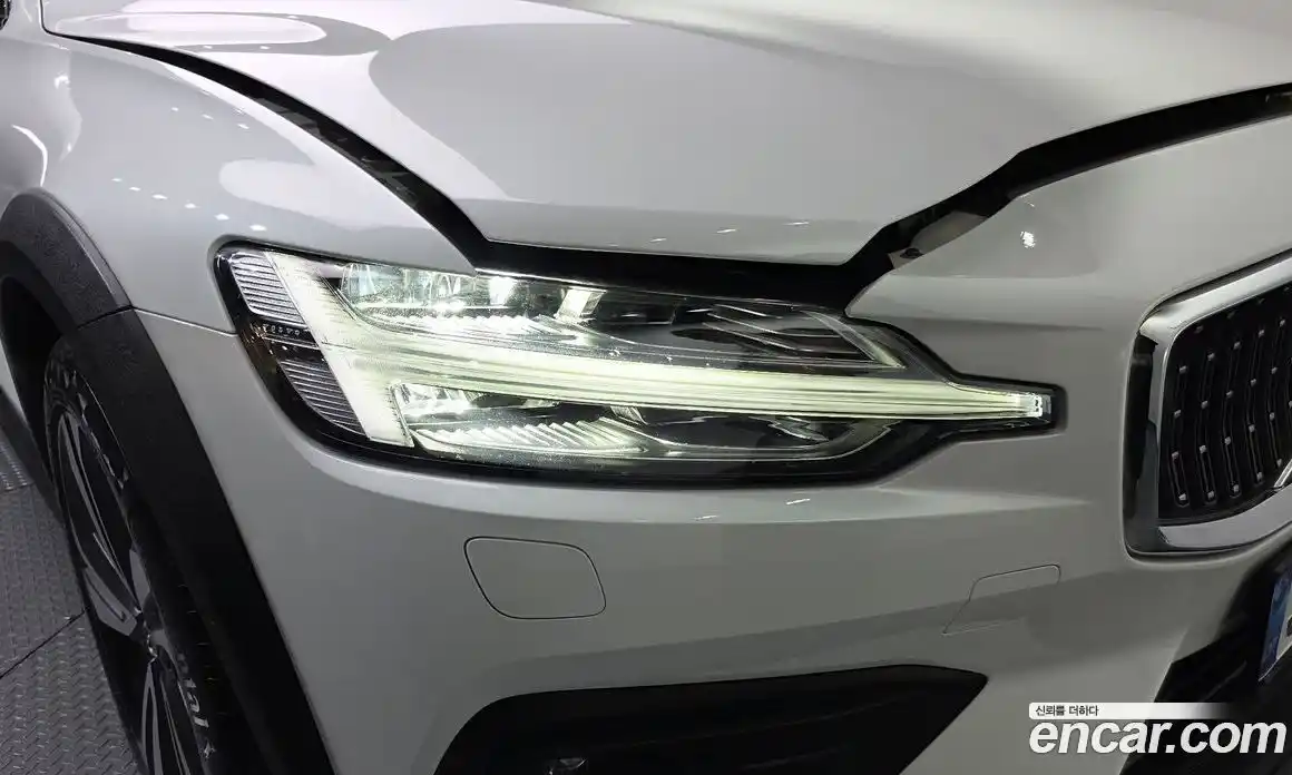 Volvo V60 2020 2.0 гидро в Москве № 1836816, фото 8