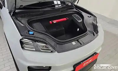 Porsche Macan 2025 0.2 гидро в Москве № 1836996, миниатюра 6