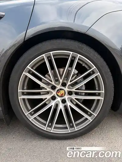 Porsche Panamera 2018 3.0 гидро в Москве № 1837230, миниатюра 11