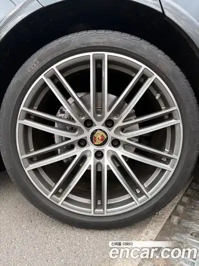 Porsche Panamera 2018 3.0 гидро в Москве № 1837230, миниатюра 12