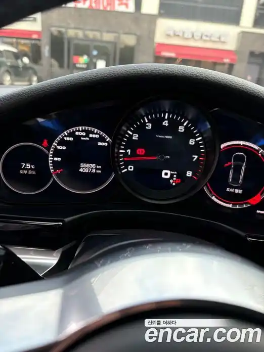 Porsche Panamera 2018 3.0 гидро в Москве № 1837230, фото 7