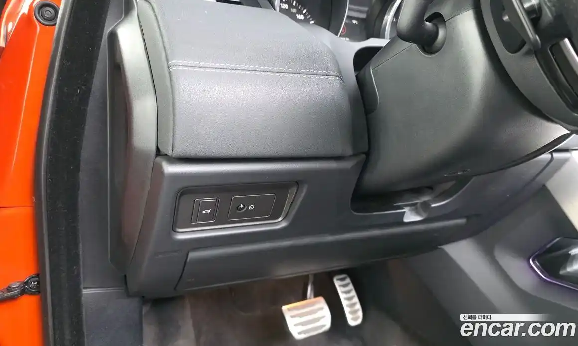 Land Rover Range-Rover Evoque 2017 2.0 гидро в Москве № 1837309, фото 29