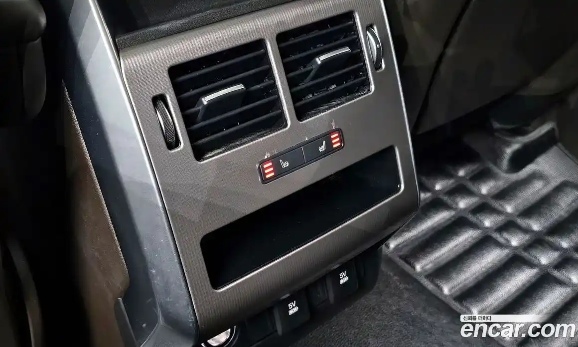Land Rover Range-Rover Sport 2018 3.0 гидро в Москве № 1837334, фото 26