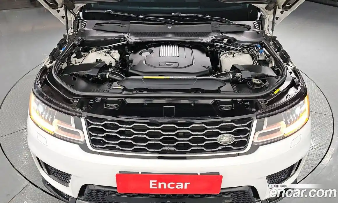 Land Rover Range-Rover Sport 2018 3.0 гидро в Москве № 1837334, фото 5