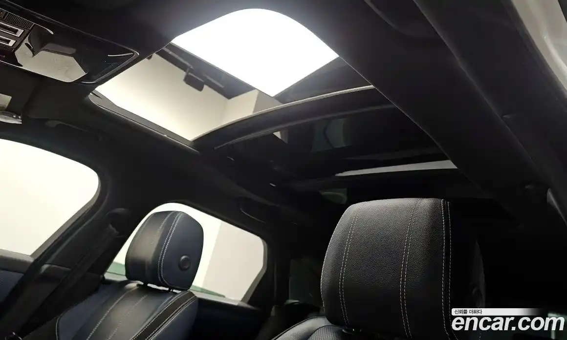 Land Rover Range-Rover Velar 2018 3.0 гидро в Москве № 1837360, фото 18