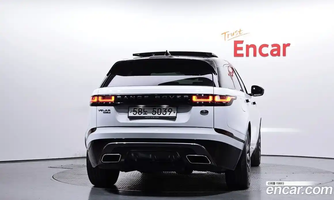 Land Rover Range-Rover Velar 2018 3.0 гидро в Москве № 1837360, фото 4